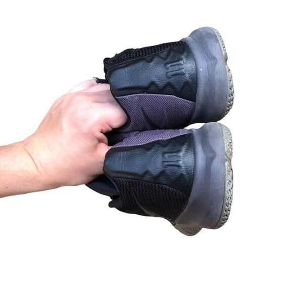 Nike Kyrie Flytrap Black Gunsmoke Size 10.5 - Picture 3 of 16